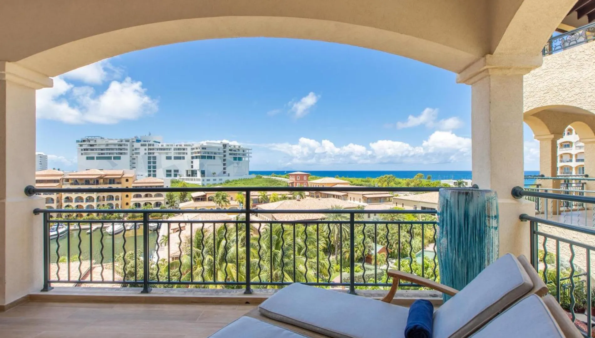 Designers Delight 3 Bedroom W Pool Gym Tennis Courts Cupecoy  0*, Cupecoy (Sint Maarten) Sint Maarten
